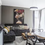 B9 Penthouse شقة *