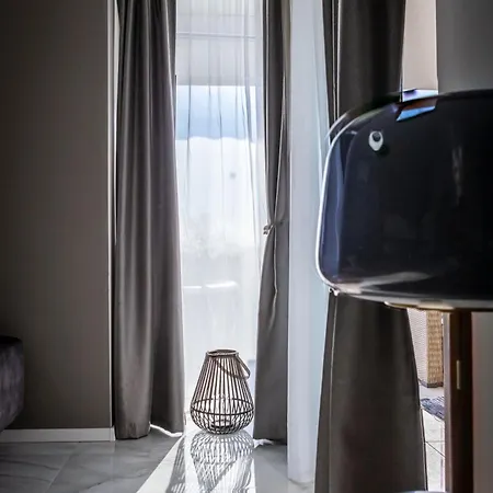 Apartment B9 Penthouse Alsoors