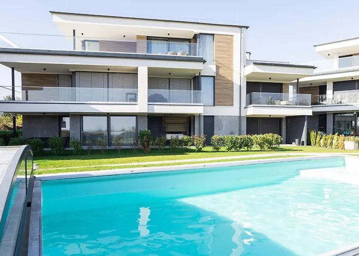 B9 Penthouse Alsóörs